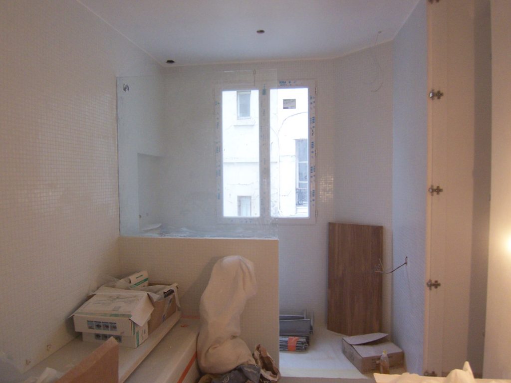 Salle-de-bain en cours de travaux